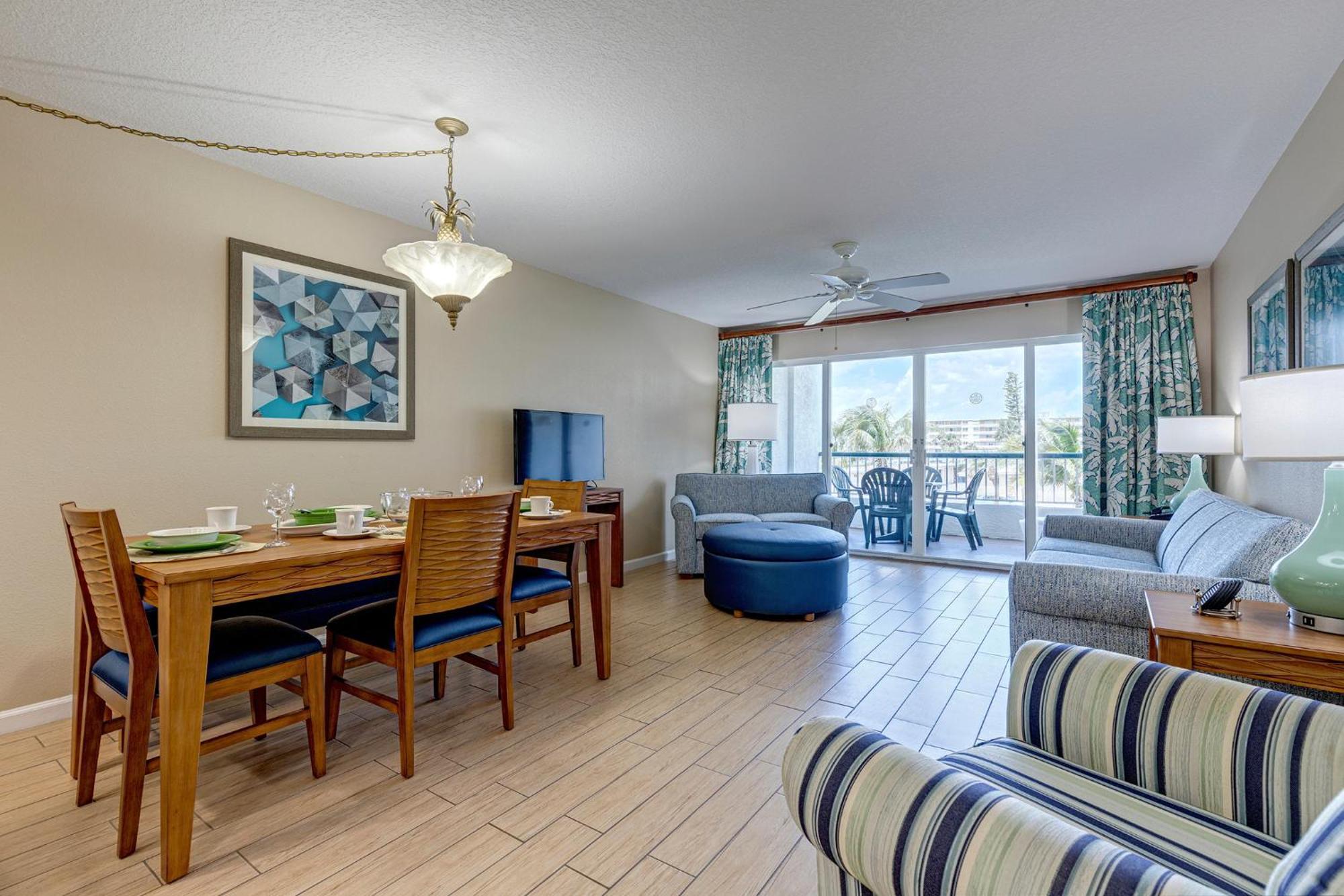 The Resort On Cocoa Beach Exterior photo