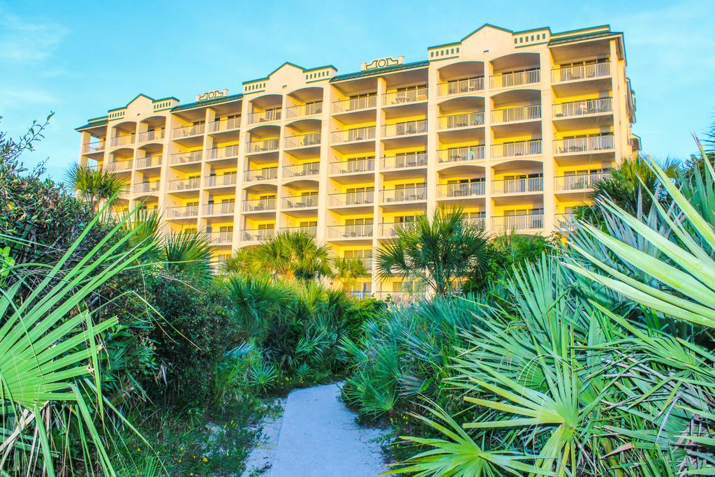 The Resort On Cocoa Beach Exterior photo