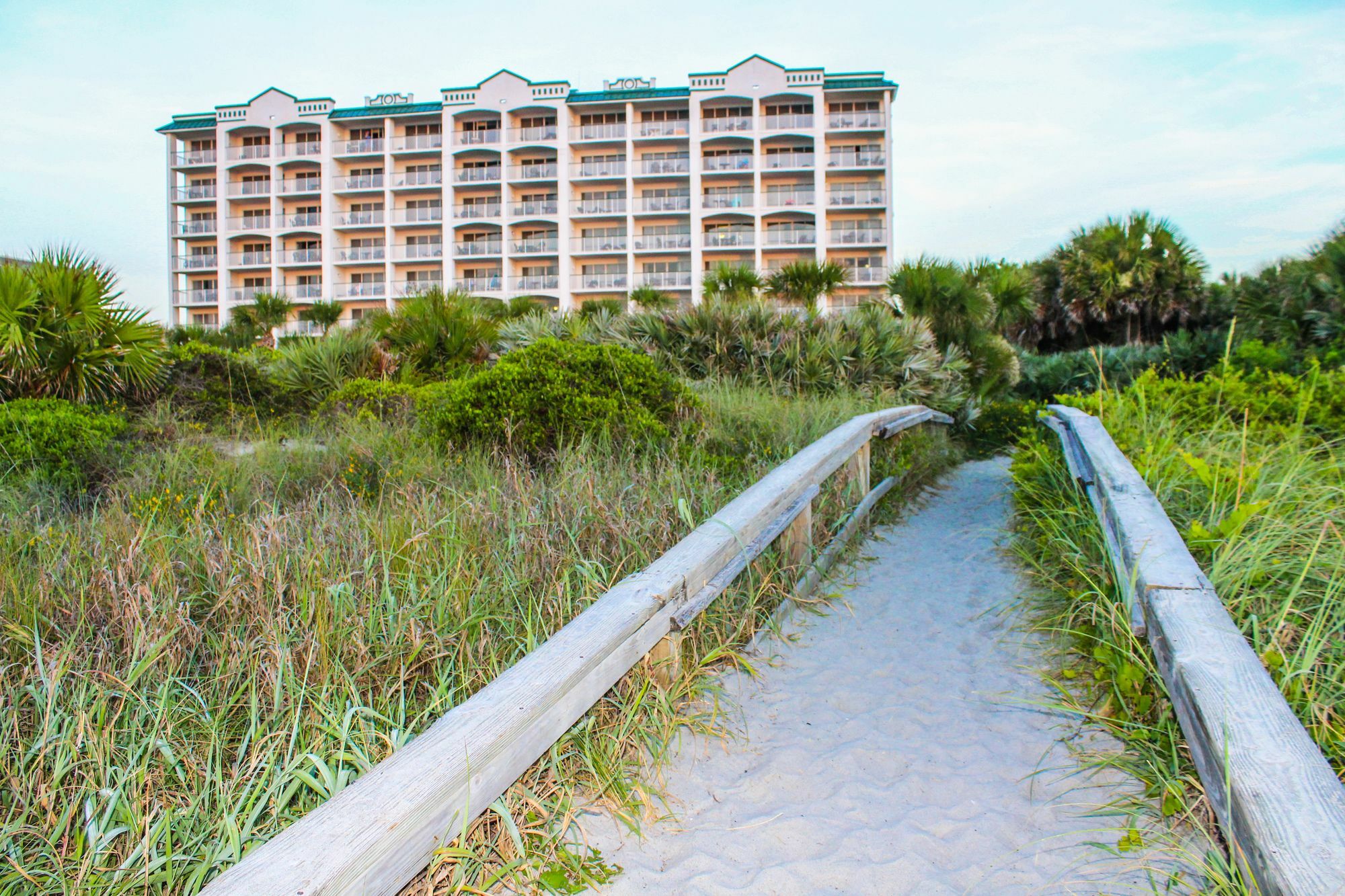 The Resort On Cocoa Beach Exterior photo